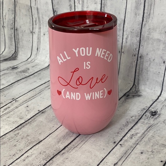 INSULATED LOVE MUG ~ ALL YOU NEED IS LOVE! - Picture 1 of 3